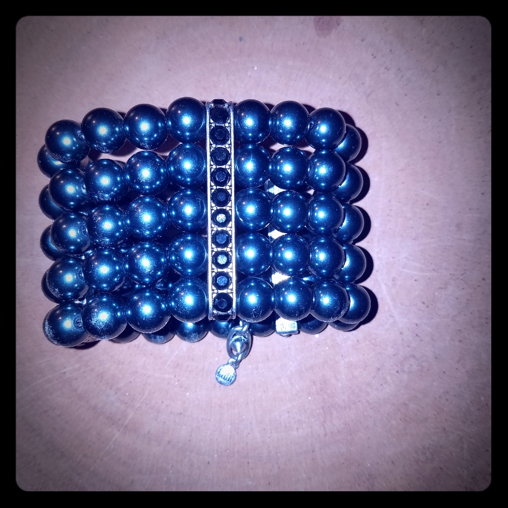 Cabi pearl bracelet